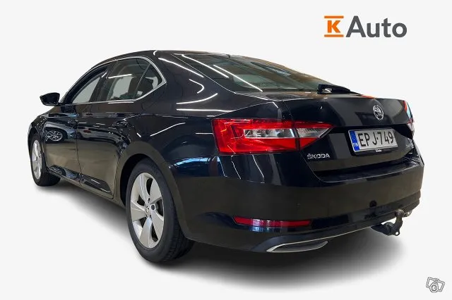 Skoda Superb 2,0 TDI 150 Ambition BusinessLine *Webasto / Vakkari / Vetokoukku / Smartlink* Image 2