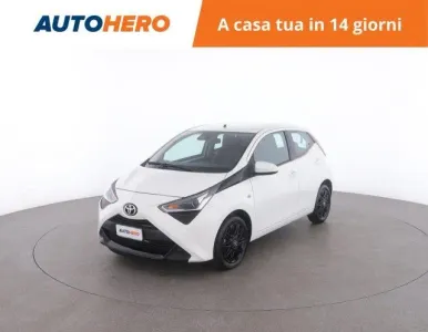 TOYOTA Aygo Connect 1.0 VVT-i 72 CV 5p. x-play