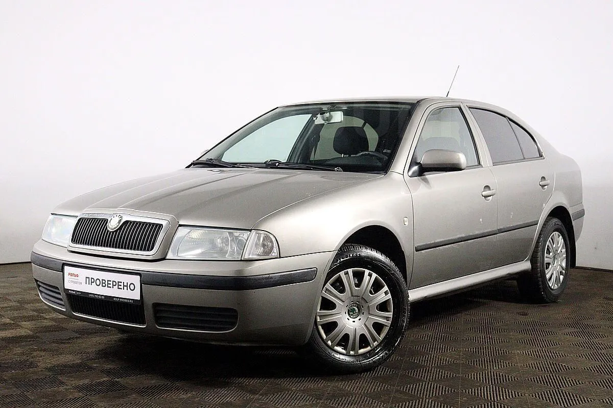 Skoda Octavia Image 1