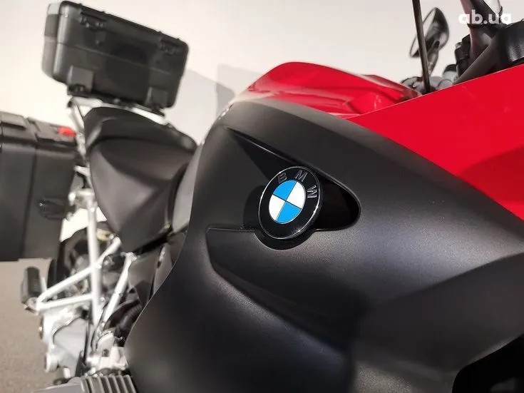 BMW R Image 3