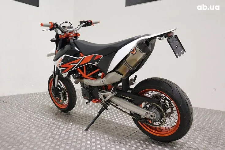 KTM 690 Image 6